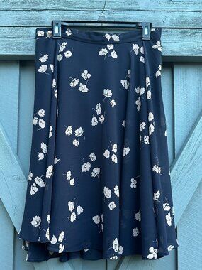 Ann Taylor Women's Size 6 Navy Floral A-Line Midi Skirt Lined Flowy 25"